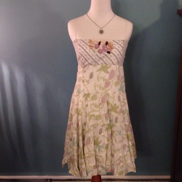 FreePeople embroidered sundress sz 10 (runs small)