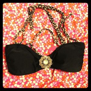 Black cheetah print swimsuit top.