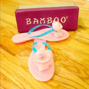 ❌SOLD!❌ NWOT Bamboo Flip Flops