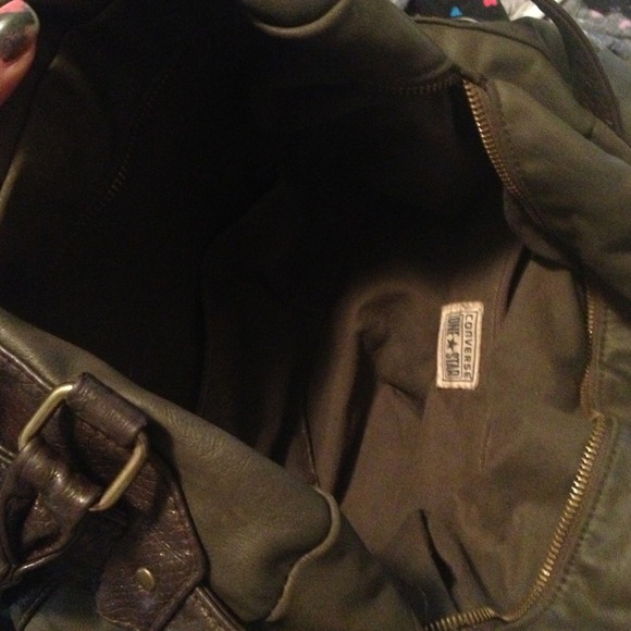 In good condition purse - Picture 2 of 2