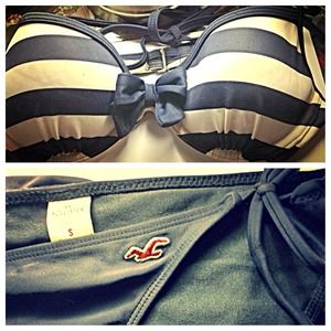 Hollister bikini! Adorable bow and push up top