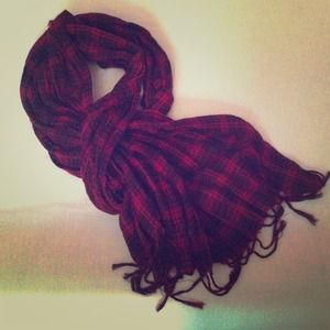 black and red plaid scarf.