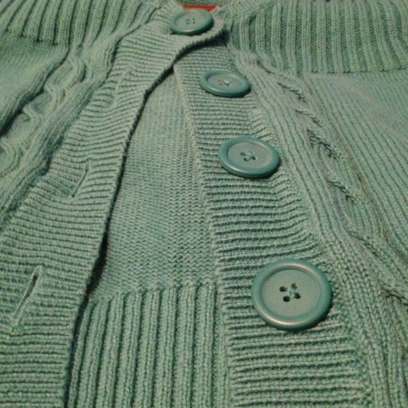 Sweater - Picture 2 of 2