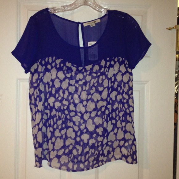 Forever 21 Blue/ivory woven top
