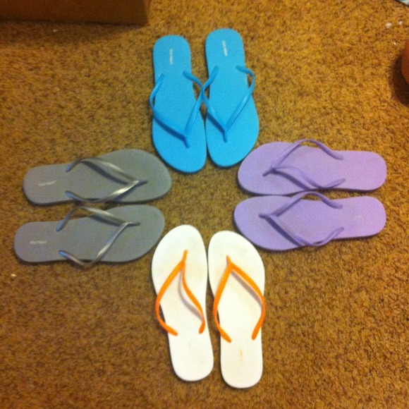 Old Navy Flip-Flops