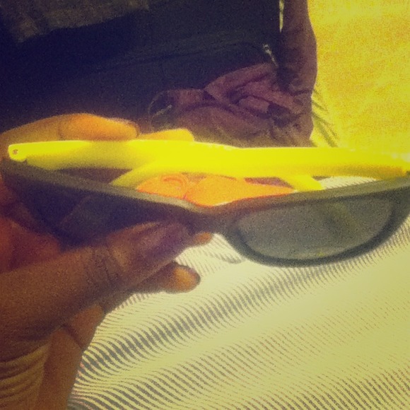 Sunglasses - Picture 1 of 4