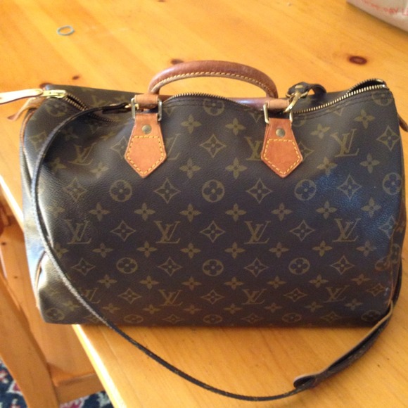 💢SOLD💢Louis Vuitton Speedy 35