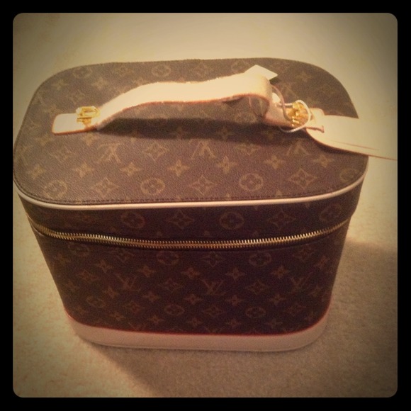 SOLD- Louis Vuitton Makeup or Jewelry Travel Case