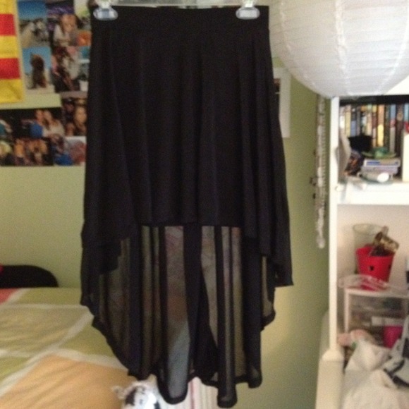 High low black skirt