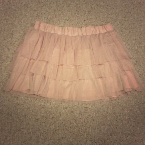 Blush Mid-thigh Xhilaration Skirt $8!!