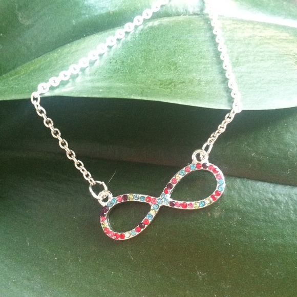 Colorful infinity necklace