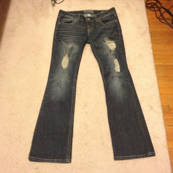 Runaway refuge pants,worn only 2-3 times! - Picture 1 of 4