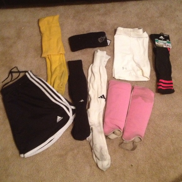 ❌SOLD IN BUNDLE❌Soccer Gear
