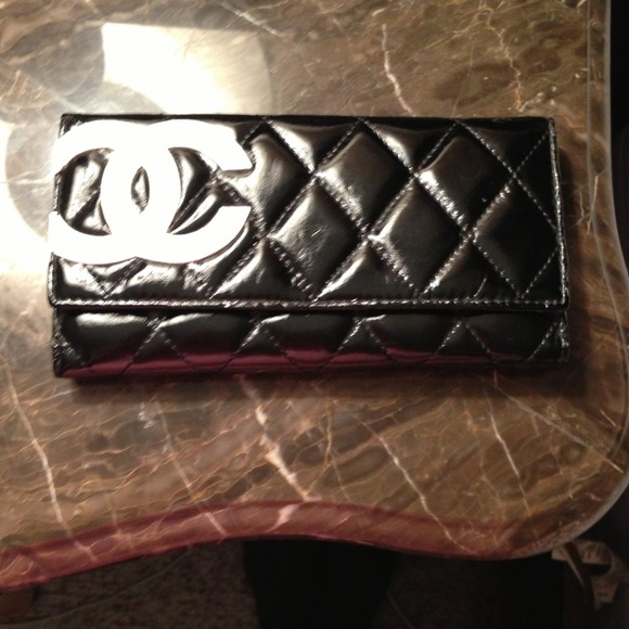 Black and white Chanel wallet