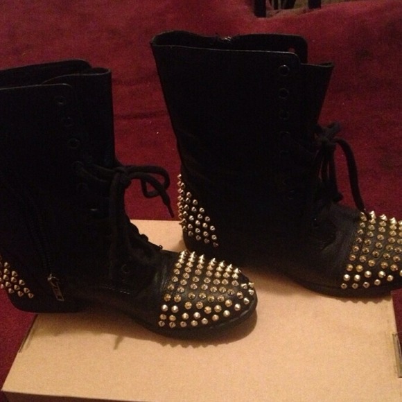 Steve Madden  boots size 7 - Picture 4 of 4