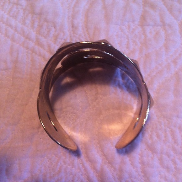 Bracelet - Picture 2 of 2