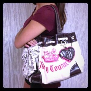 ✨On Hold✨Authentic Juicy Couture Purse