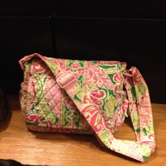 🌸Super cute Vera Bradley handbag🌸