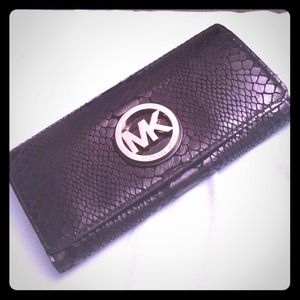 Gorgeous snake skin MK wallet