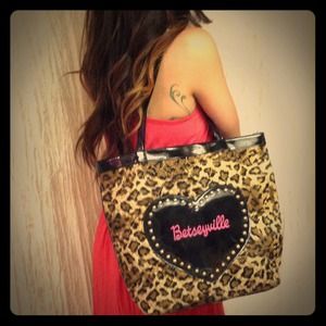 Leopard print Betseyville large tote