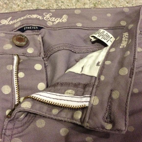 Purple w/White Polkadot American Eagle Jeans $20!! - Picture 3 of 3