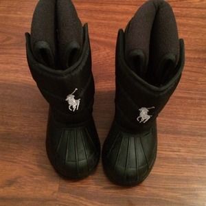 SOLD REDUCED POLO SNOW BOOTS 4t