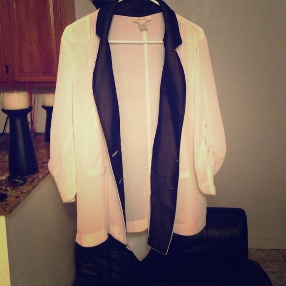 ❌Light Blazer❌ Traded