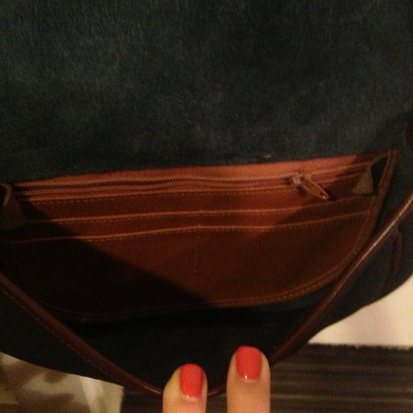 ❌ SOLD ❌VINTAGE Dooney and Bourke Bag - Picture 3 of 4