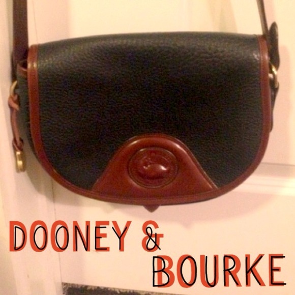 Dooney & Bourke Handbags - ❌ SOLD ❌VINTAGE Dooney and Bourke Bag