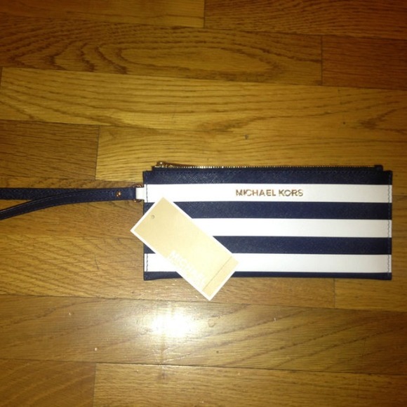 Authentic Michael Kors blue and white wristlet NWT