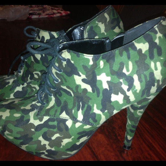 On hold for mamaduck43