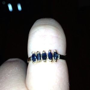 14k gold blue sapphire ring!