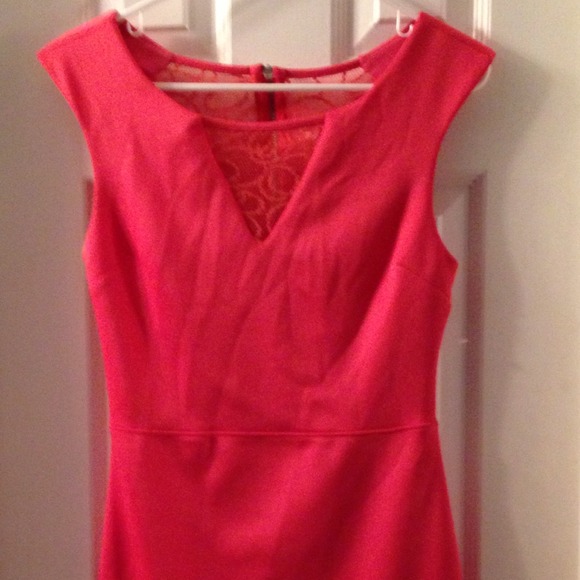 ❤Sold❤!! New Arden B scuba lace back dress - Picture 2 of 4
