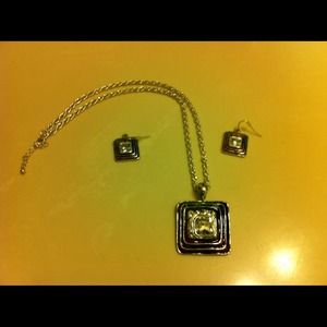 💋🎀💫Set of earrings and necklace