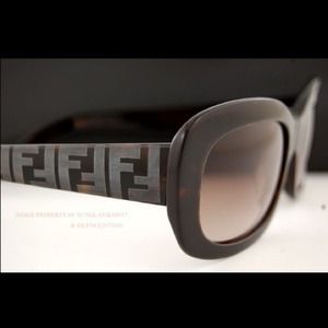 Fendi Sunglasses FS5131