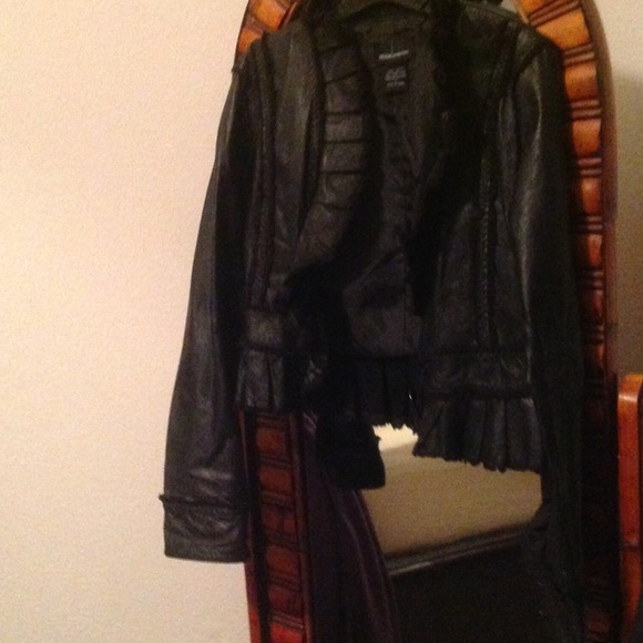 ON HOLD!!! VICTORIA SECRET: SHEIK LEATHER!!! :)