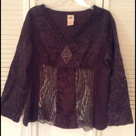 Choc brown Textured Blouse w/ embellishments!