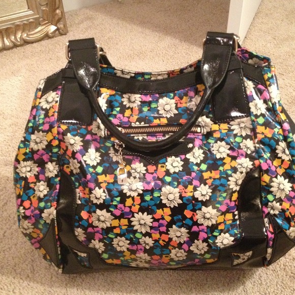 Flirty Floral French Connection Handbag!!!