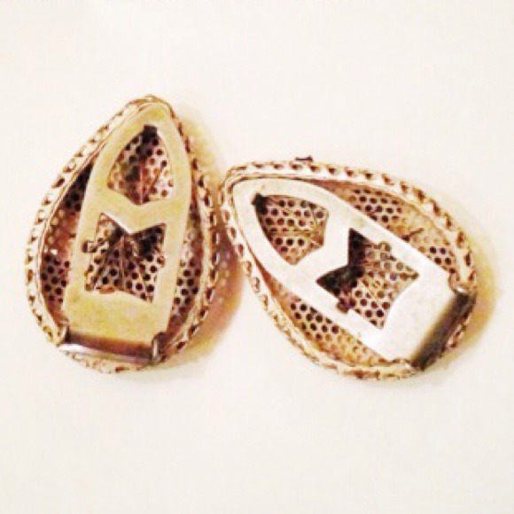 SALE Vintage Miriam Haskell Floral Dress Clips - Picture 2 of 3