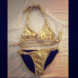 🎀BUNDLED🎀 Gold bikini and Bangles