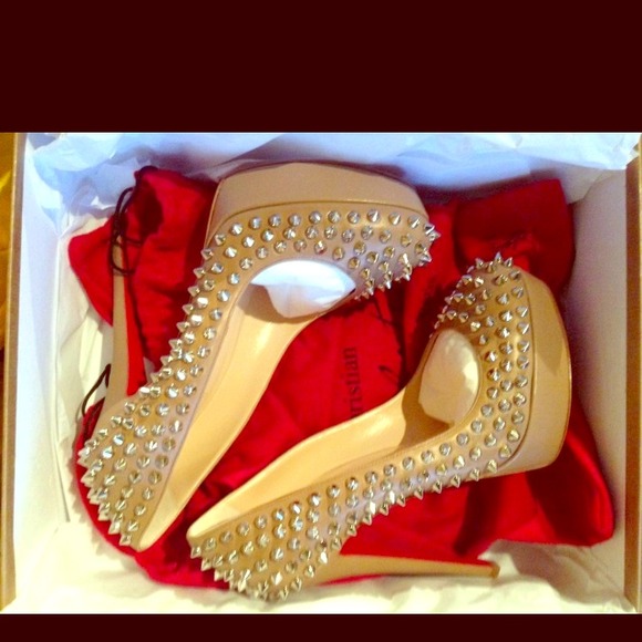 Christian Louboutin Shoes - 🚫SOLD🚫Christian Louboutin