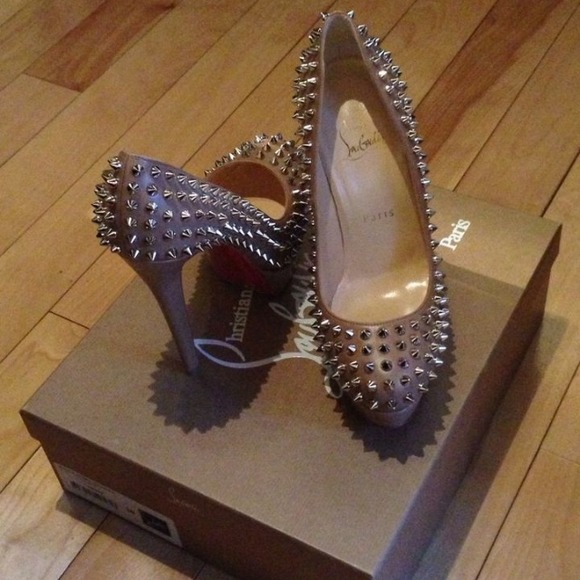 🚫SOLD🚫Christian Louboutin - Picture 3 of 5