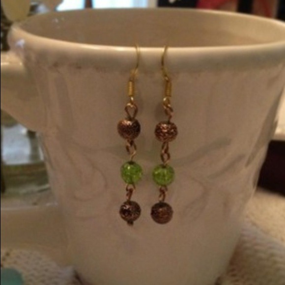 Green and bronze earrings, dangle