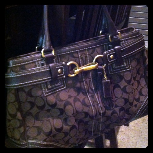 X-MAS Gifted for my Sister! Chocolate Coach Purse