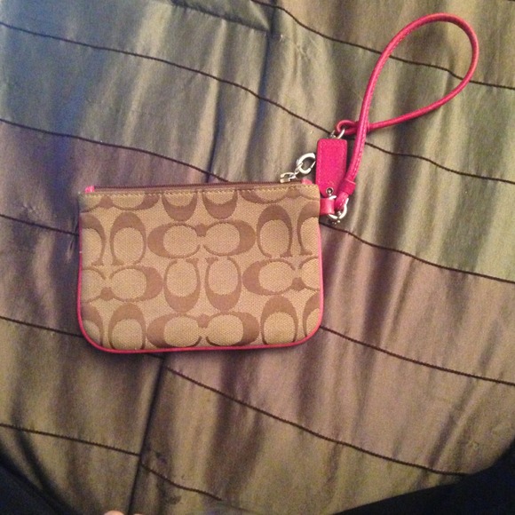 Coach wristlet - Picture 2 of 2