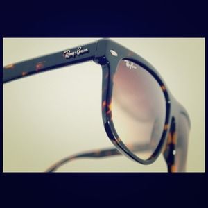 RAY BAN RB4147 710/51 SHINY HAVANA BROWN GRAD 60mm