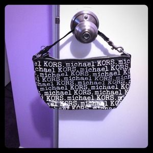 Small Michael Kors logo clutch