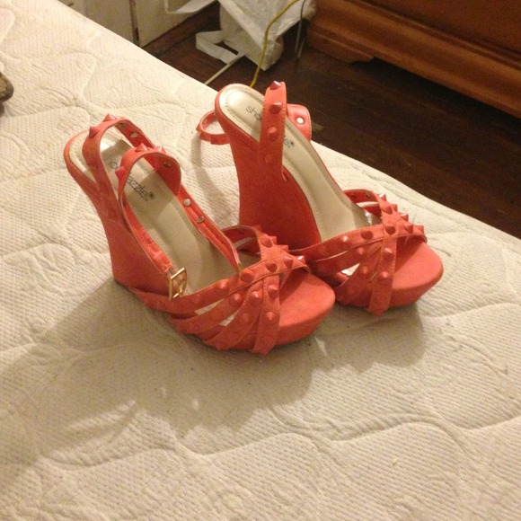 Orange wedges