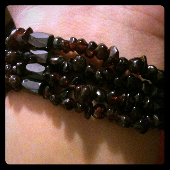 Magnetic bracelet/necklace