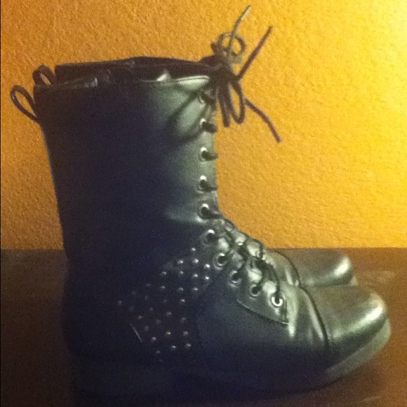 pink & pepper leather boots